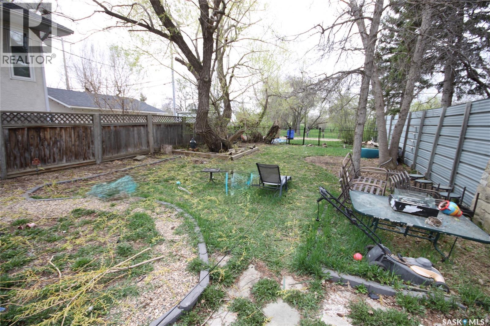 2512 Garnet Street, Regina, Saskatchewan  S4T 3A4 - Photo 38 - SK035981