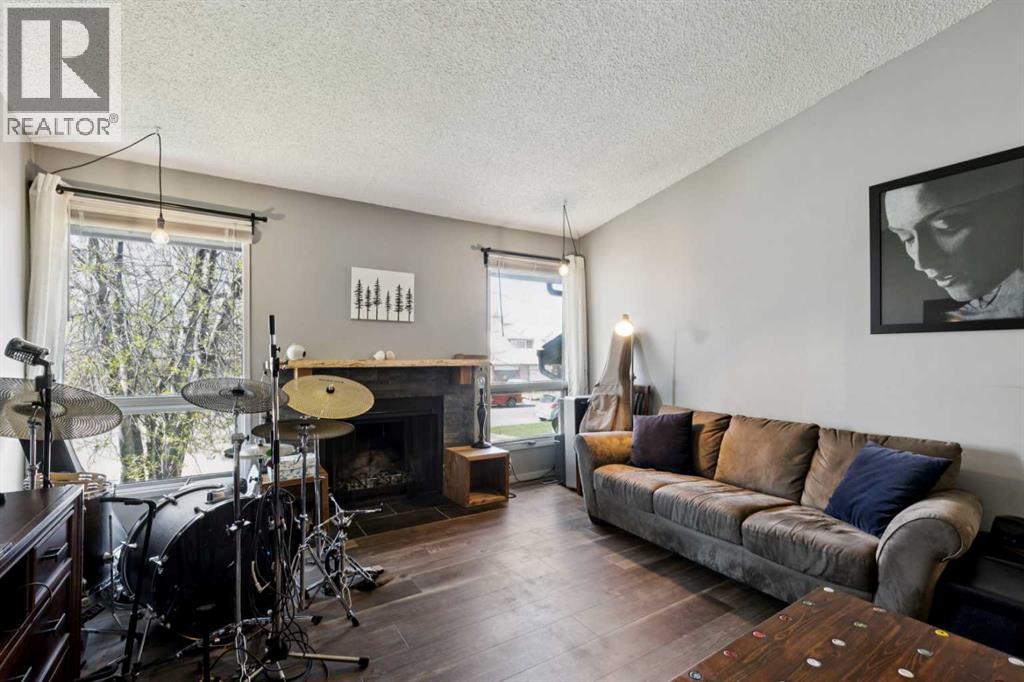 68 Templegreen Bay NE, Calgary, Alberta  T1Y 4Z3 - Photo 3 - A2310286