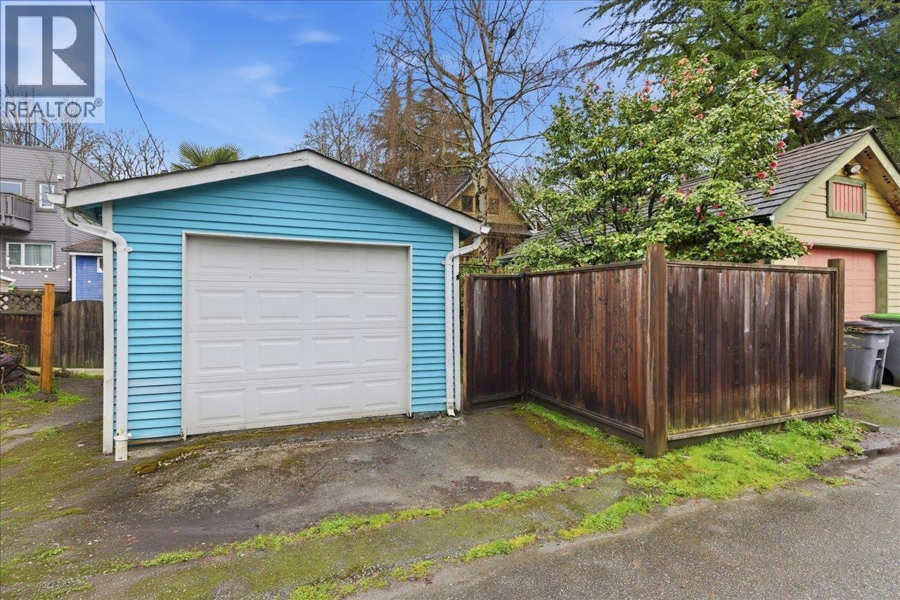 2232 W 14th Avenue, Vancouver, British Columbia  V6K 2W1 - Photo 31 - R3124439