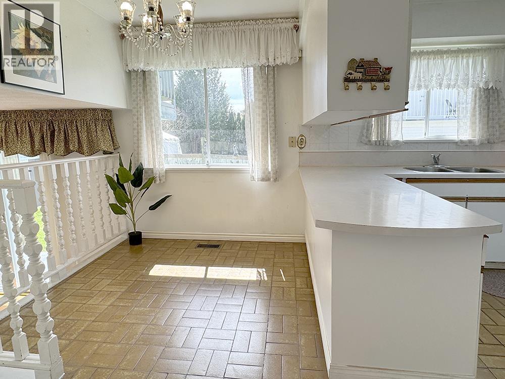 10844 Springmont Gate, Richmond, British Columbia  V7E 1Y4 - Photo 15 - R3124448