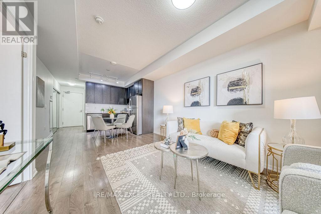 639 - 3091 Dufferin Street, Toronto, Ontario  M6A 0C4 - Photo 11 - W12880498