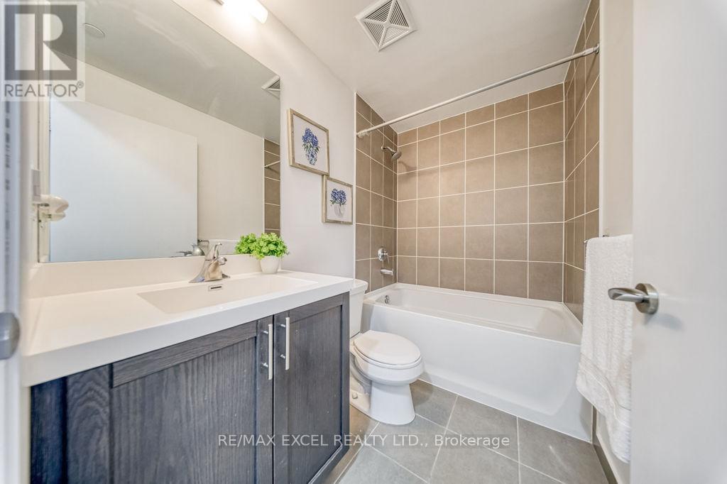 639 - 3091 Dufferin Street, Toronto, Ontario  M6A 0C4 - Photo 15 - W12880498