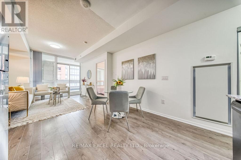 639 - 3091 Dufferin Street, Toronto, Ontario  M6A 0C4 - Photo 4 - W12880498