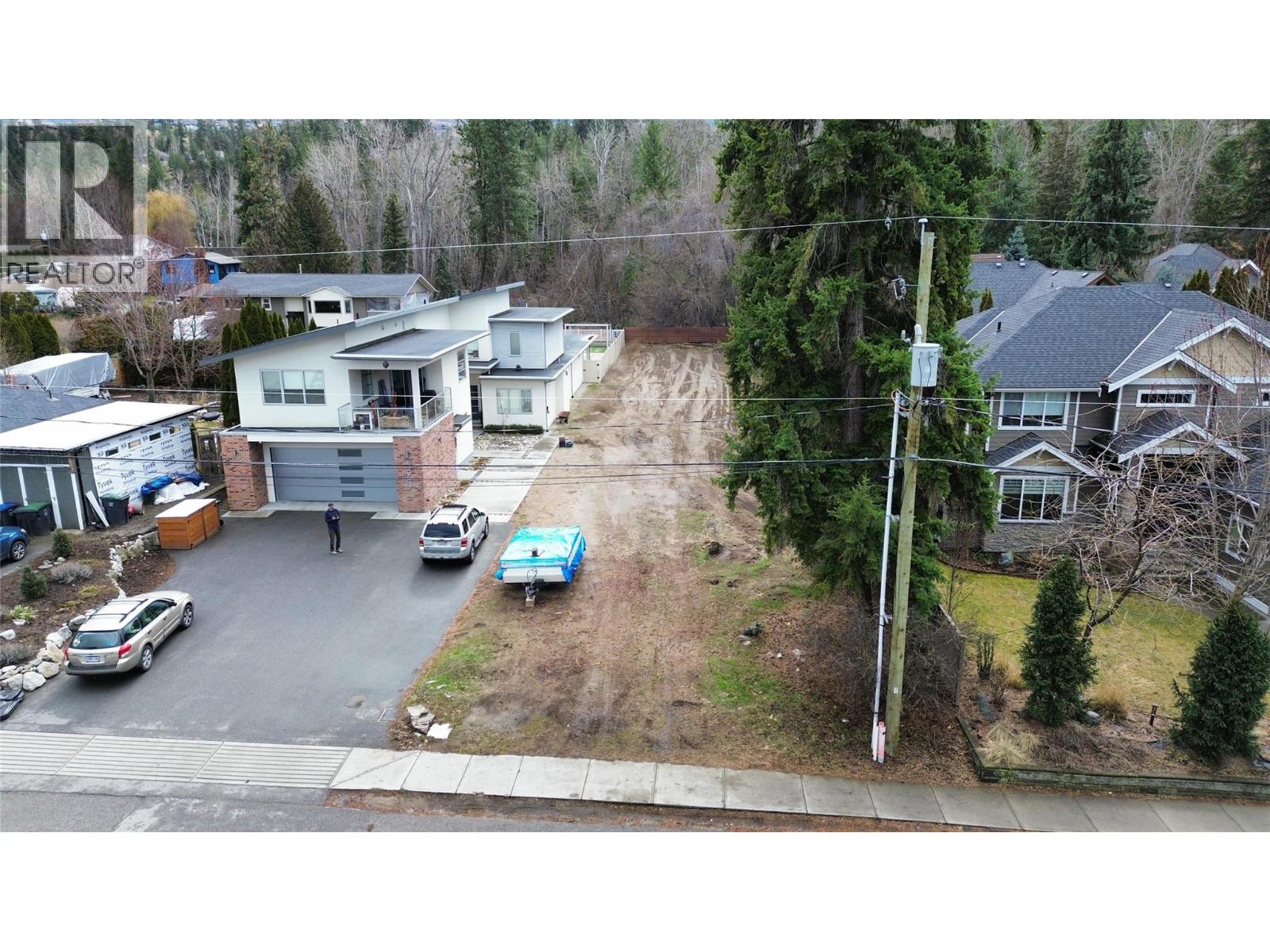 621 Mcclure Road, Kelowna, British Columbia  V1W 1L6 - Photo 7 - 10386169