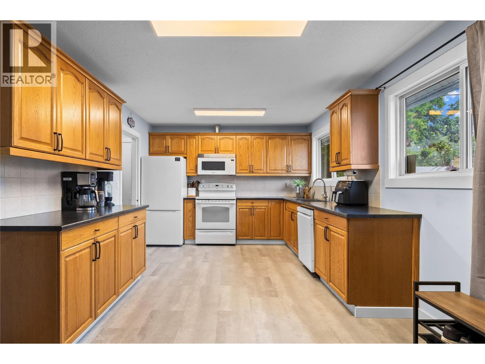 730 Cupar Road, Kelowna, British Columbia  V1X 1R6 - Photo 5 - 10386861