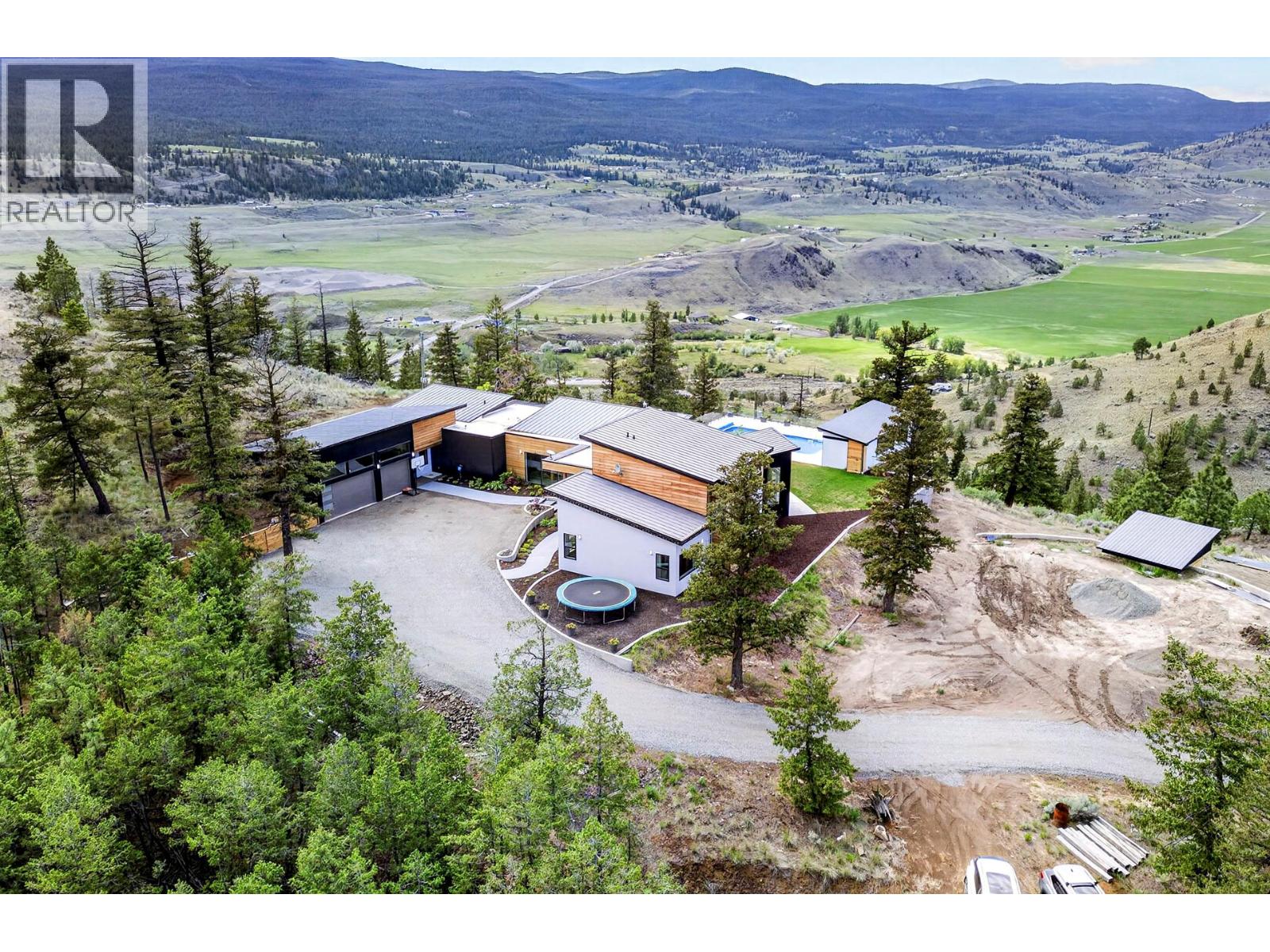 879 Deer Drive, Kamloops, British Columbia  V1S 1Z9 - Photo 6 - 10387751