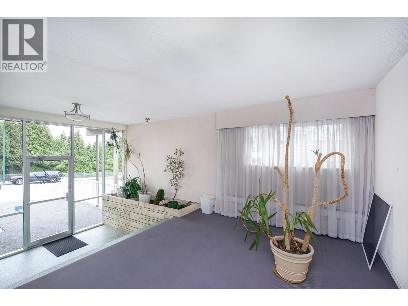 5353 Hastings Street, Burnaby, British Columbia  V5B 1P9 - Photo 5 - C8078817
