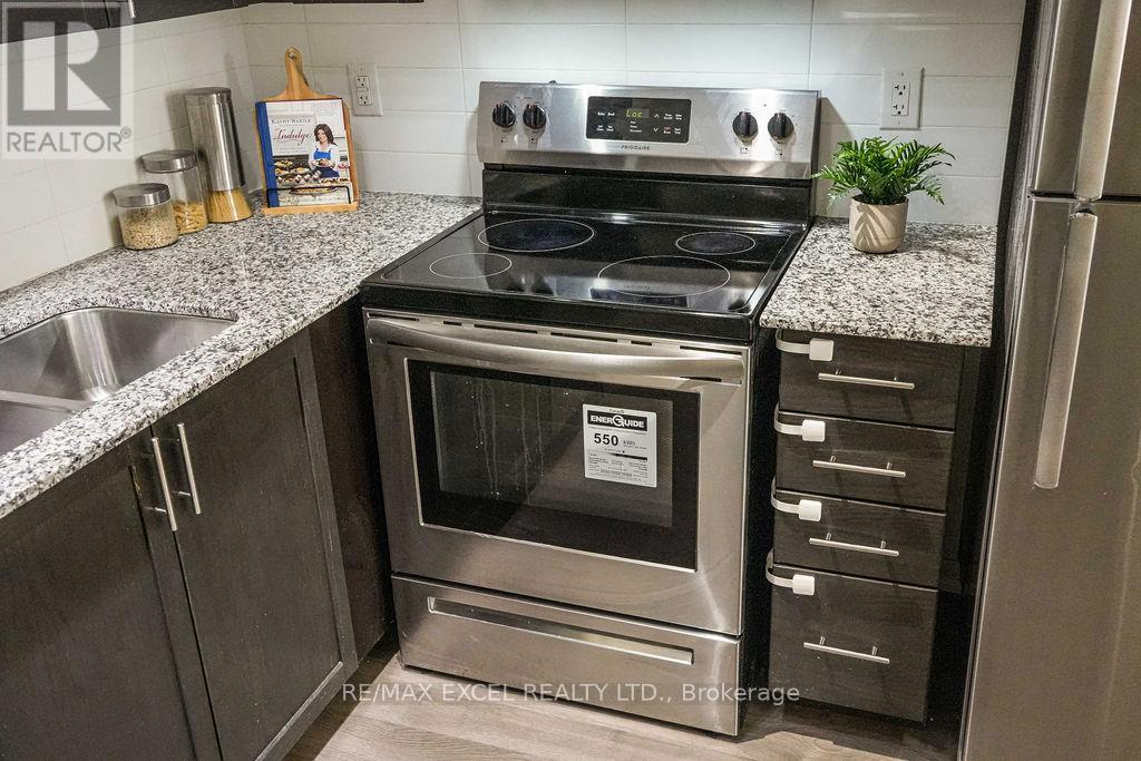 639 - 3091 Dufferin Street, Toronto, Ontario  M6A 0C4 - Photo 21 - W12880498