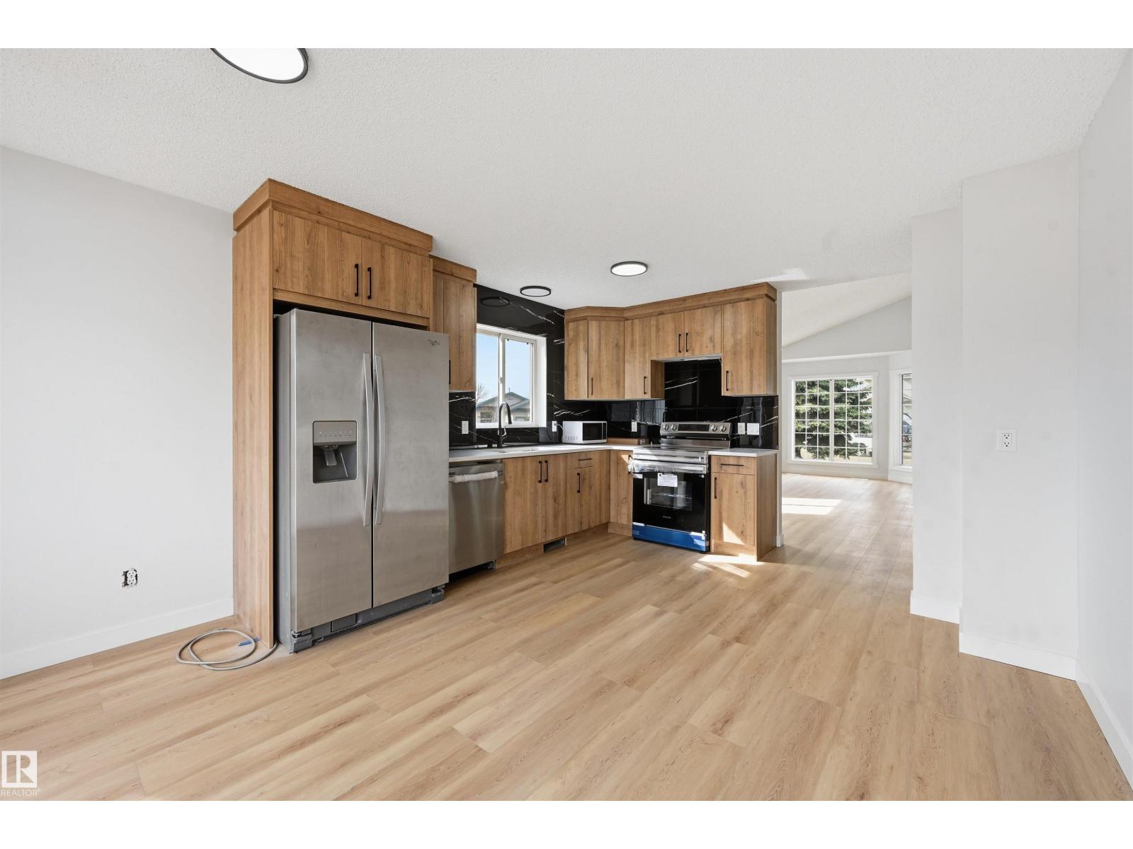 631 Jenner Cove Cv Nw, Edmonton, Alberta  T6L 6S1 - Photo 7 - E4488188
