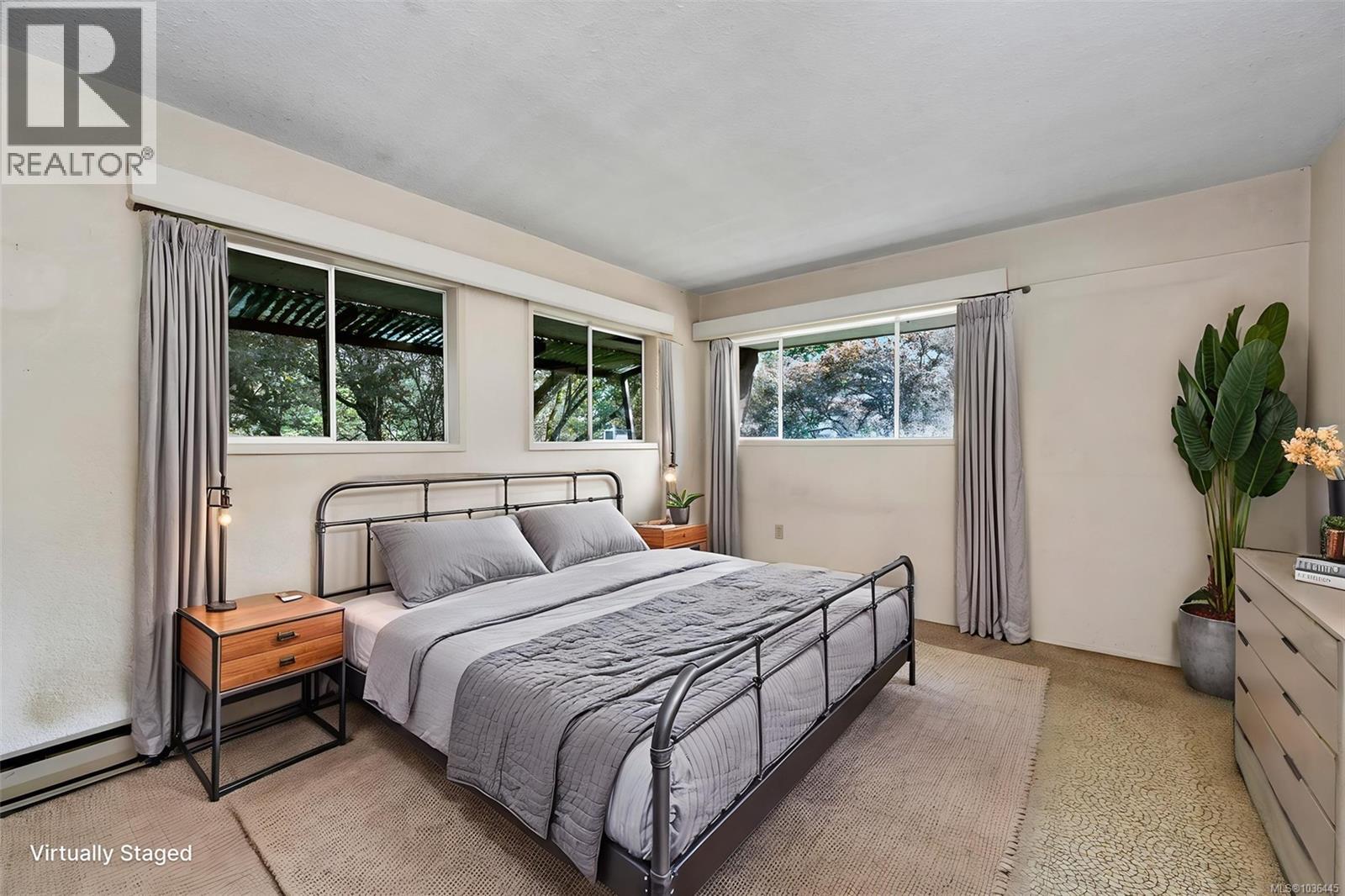 3564 James Hts, Saanich, British Columbia  V8P 3R5 - Photo 21 - 1036445