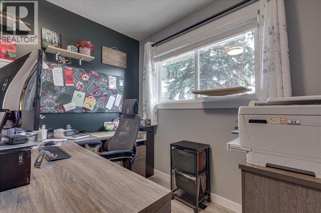 5616 55 Avenue, Lacombe, Alberta  T4L 1L9 - Photo 13 - A2306980