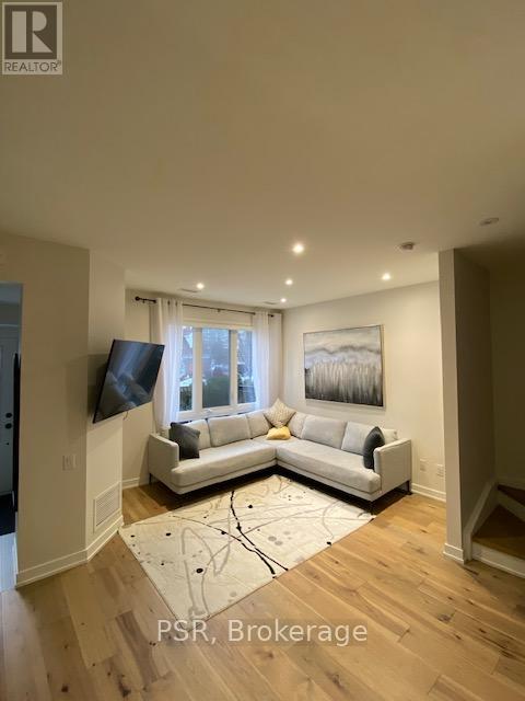 Th6 - 19 Anndale Drive, Toronto, Ontario  M2N 0H2 - Photo 2 - C13137252