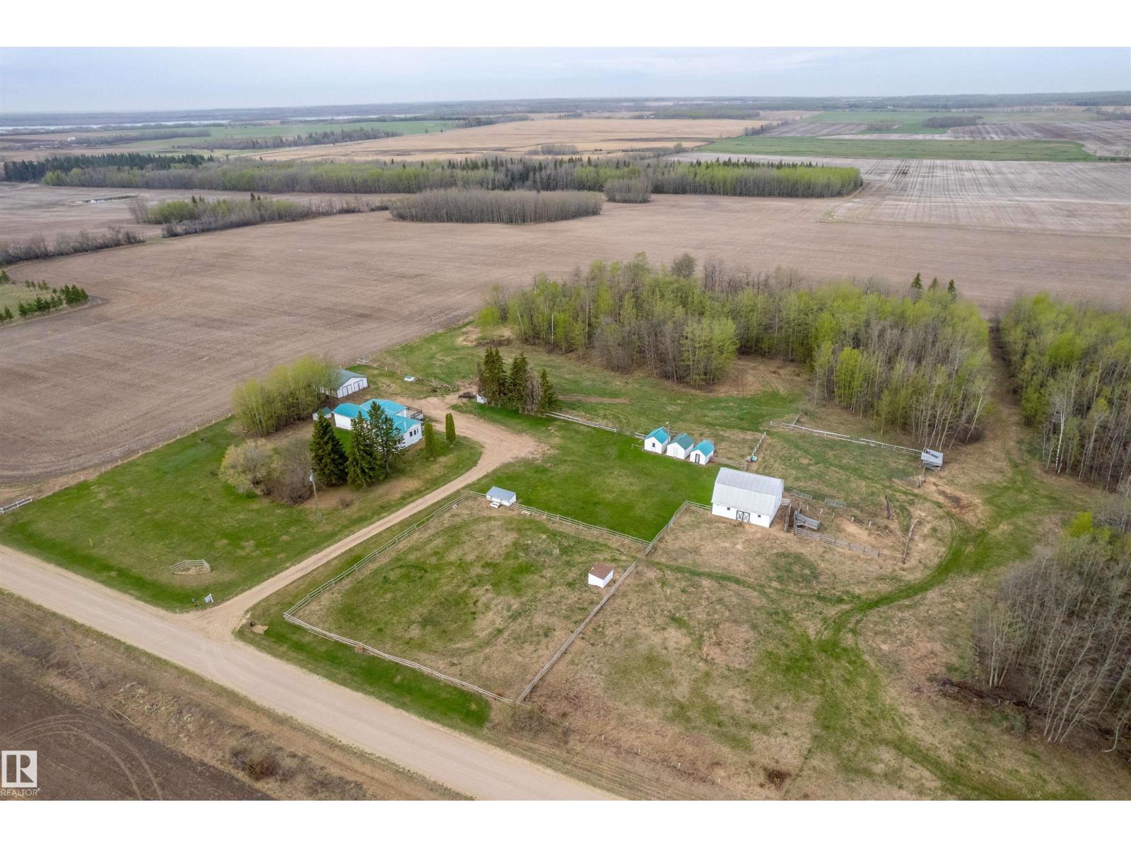 57022 Range Road 274, rural sturgeon county, Alberta