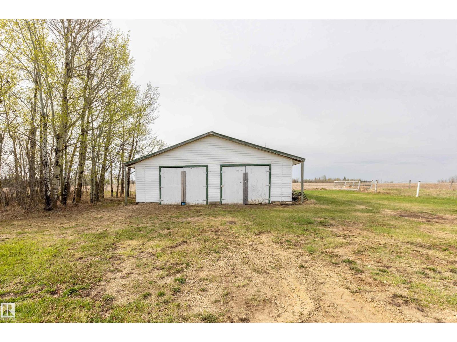57022 Range Road 274, Rural Sturgeon County, Alberta  T8R 1Y8 - Photo 9 - E4488190