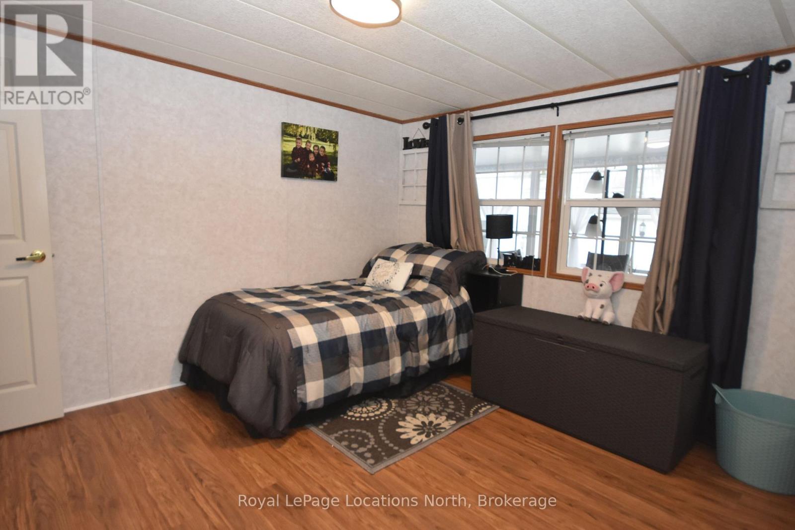 20 Topaz Street W, Wasaga Beach, Ontario  L9Z 1X7 - Photo 18 - S13092532