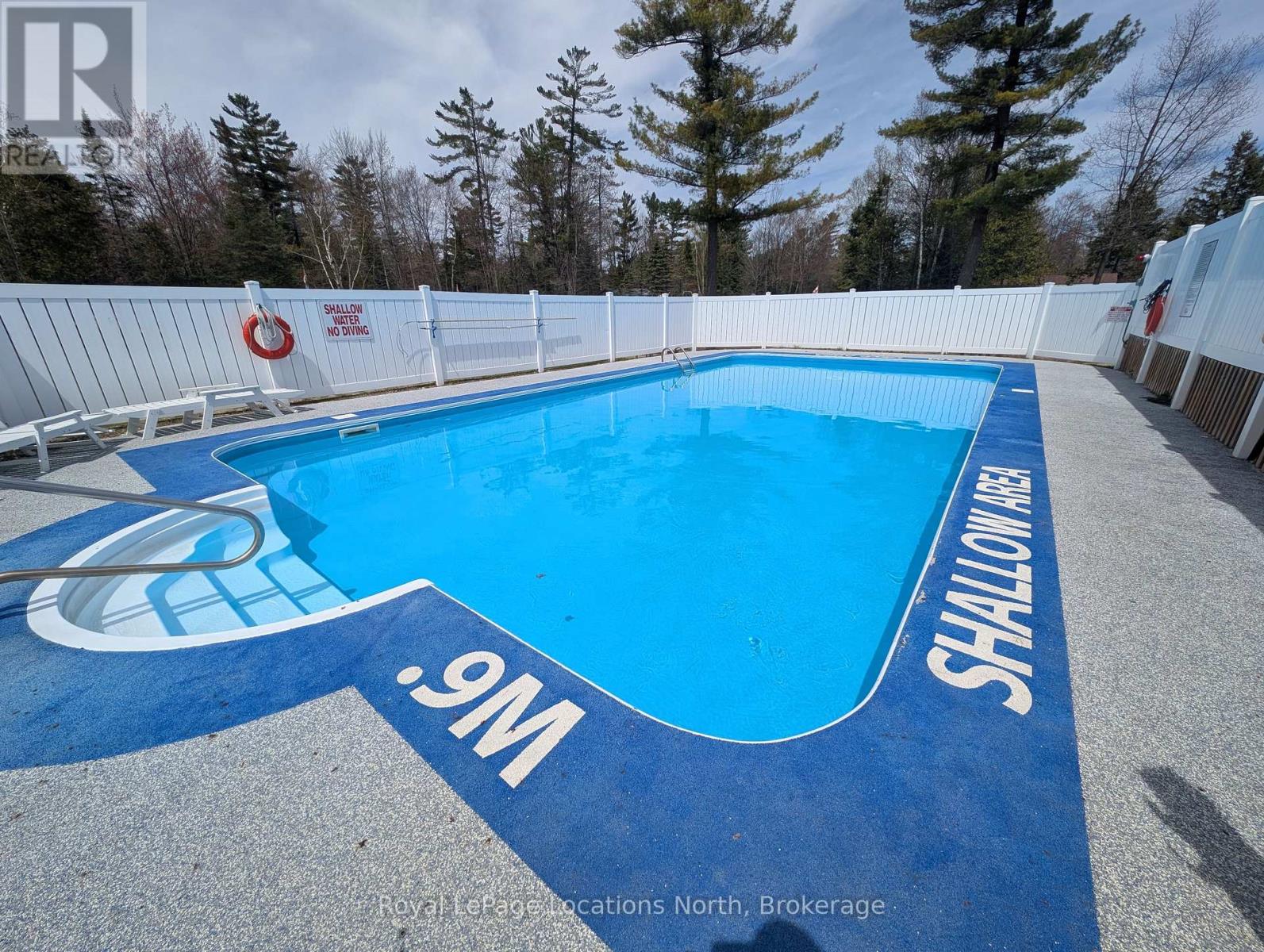 20 Topaz Street W, Wasaga Beach, Ontario  L9Z 1X7 - Photo 35 - S13092532