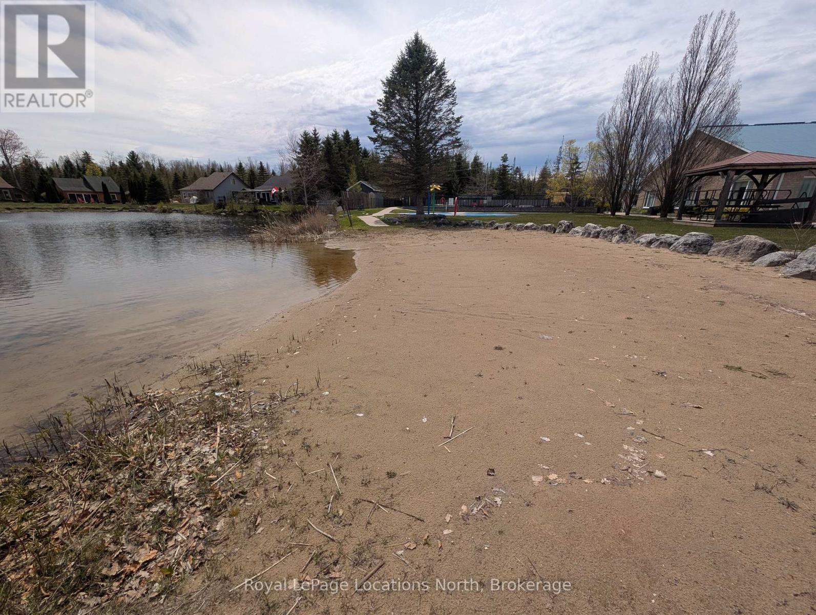 20 Topaz Street W, Wasaga Beach, Ontario  L9Z 1X7 - Photo 38 - S13092532