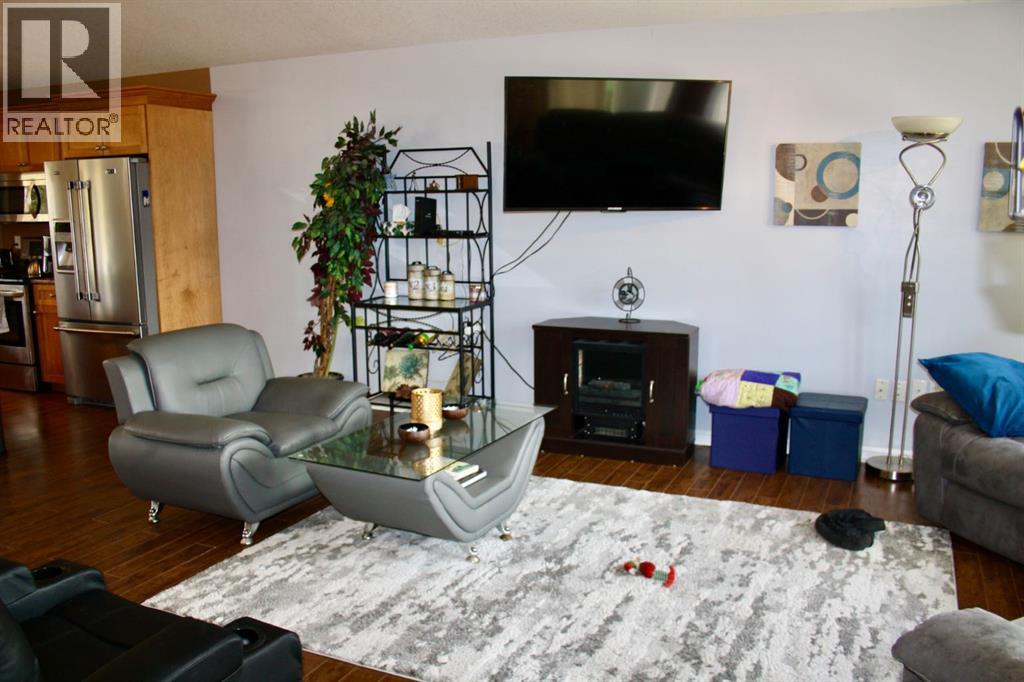 #37 Ball Place, Neilburg, Saskatchewan  S0M 2C0 - Photo 6 - A2311516