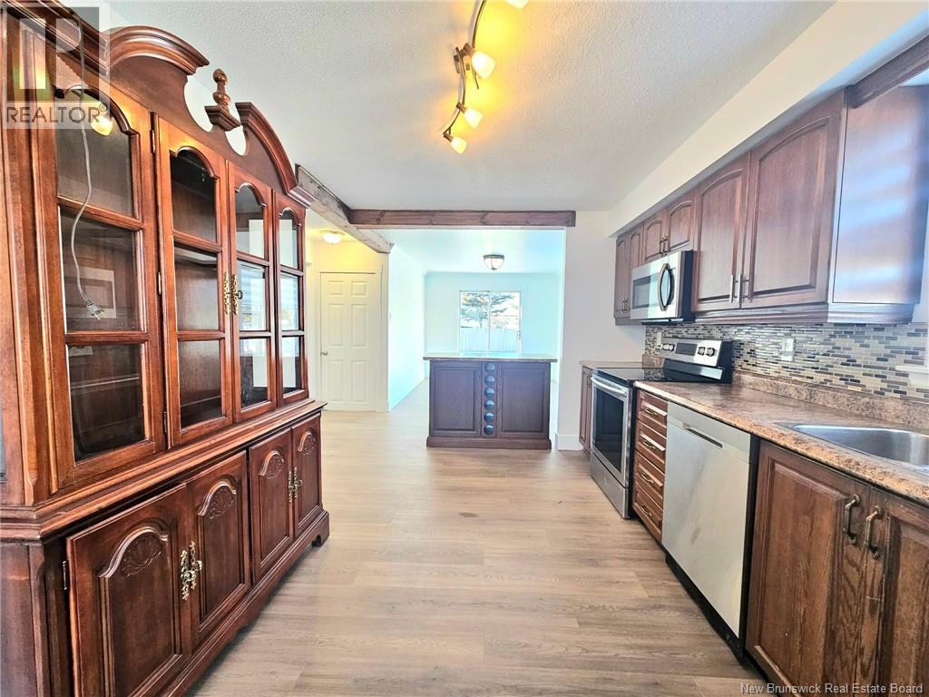 239 Godin, Beresford, New Brunswick  E8K 1T4 - Photo 19 - NB131043