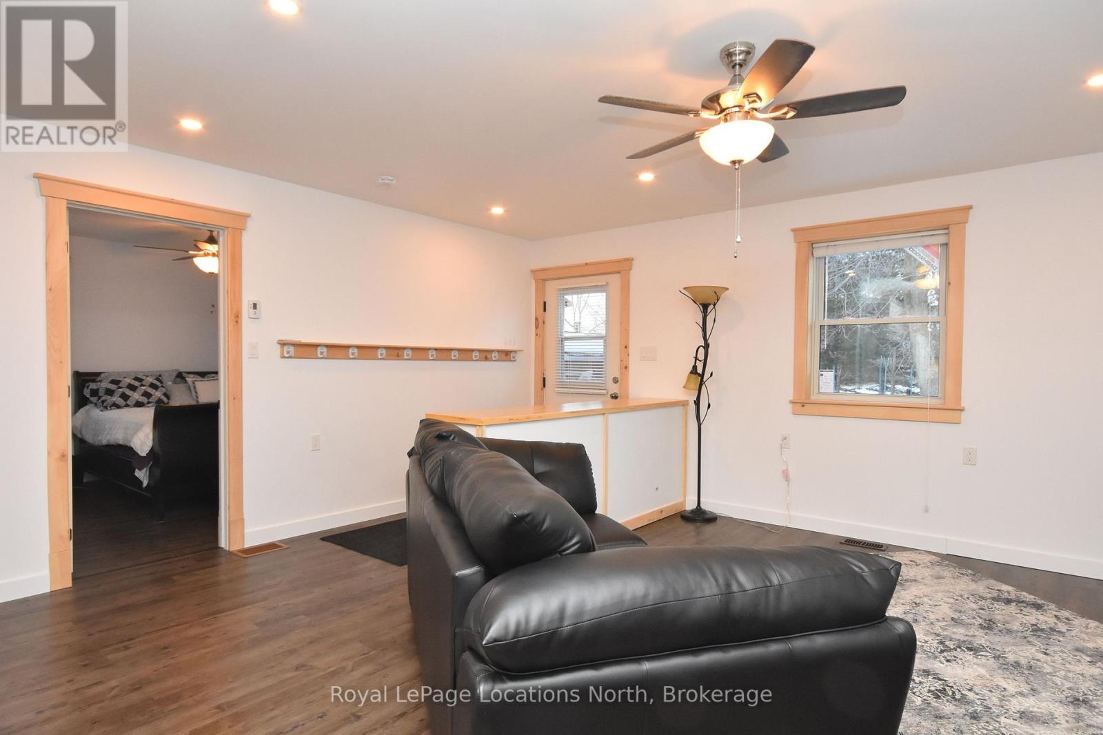 236 Phillips Street, Clearview, Ontario  L0M 1S0 - Photo 14 - S12780850