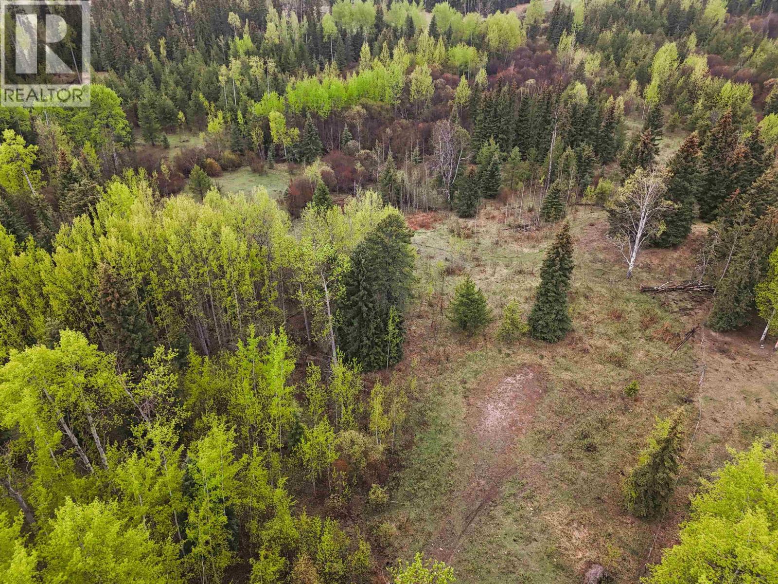 2954 Spout Lake Road, Lac La Hache, British Columbia  V0K 1T0 - Photo 3 - R3124487