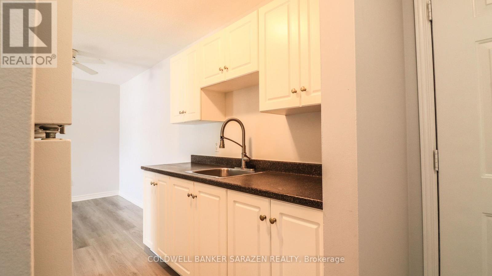 302 - 190 Elgin Street W, Arnprior, Ontario  K7S 1P1 - Photo 12 - X12647338