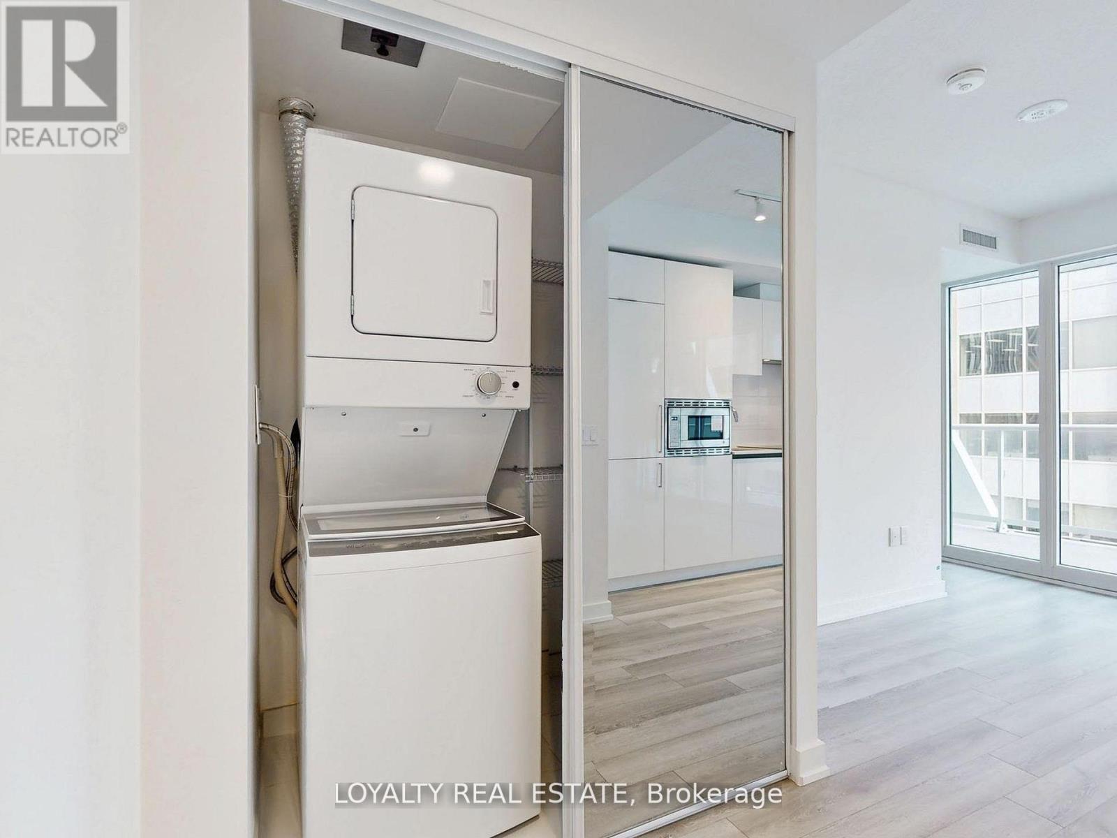 2713 - 230 Simcoe Street, Toronto, Ontario  M5T 1T4 - Photo 12 - C13137458