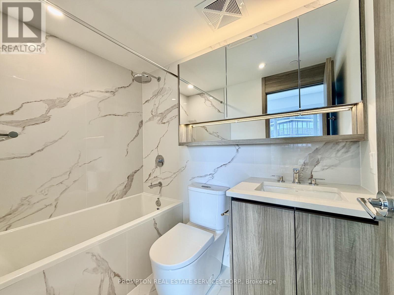 1702 - 68 Esther Shiner Boulevard, Toronto, Ontario  M2K 0J6 - Photo 9 - C13137480