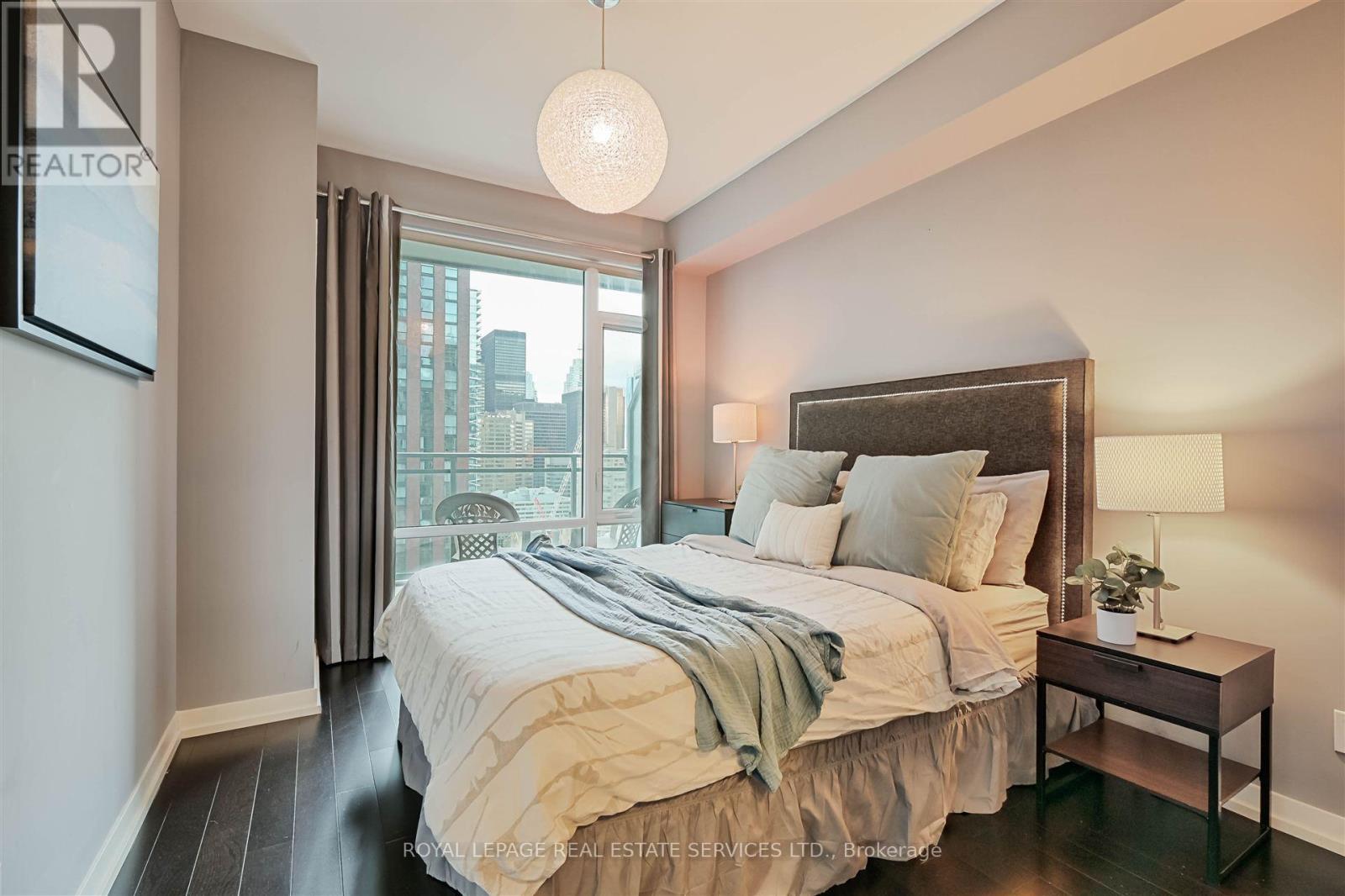 2307 - 21 Widmer Street, Toronto, Ontario  M5V 2E8 - Photo 13 - C13137484