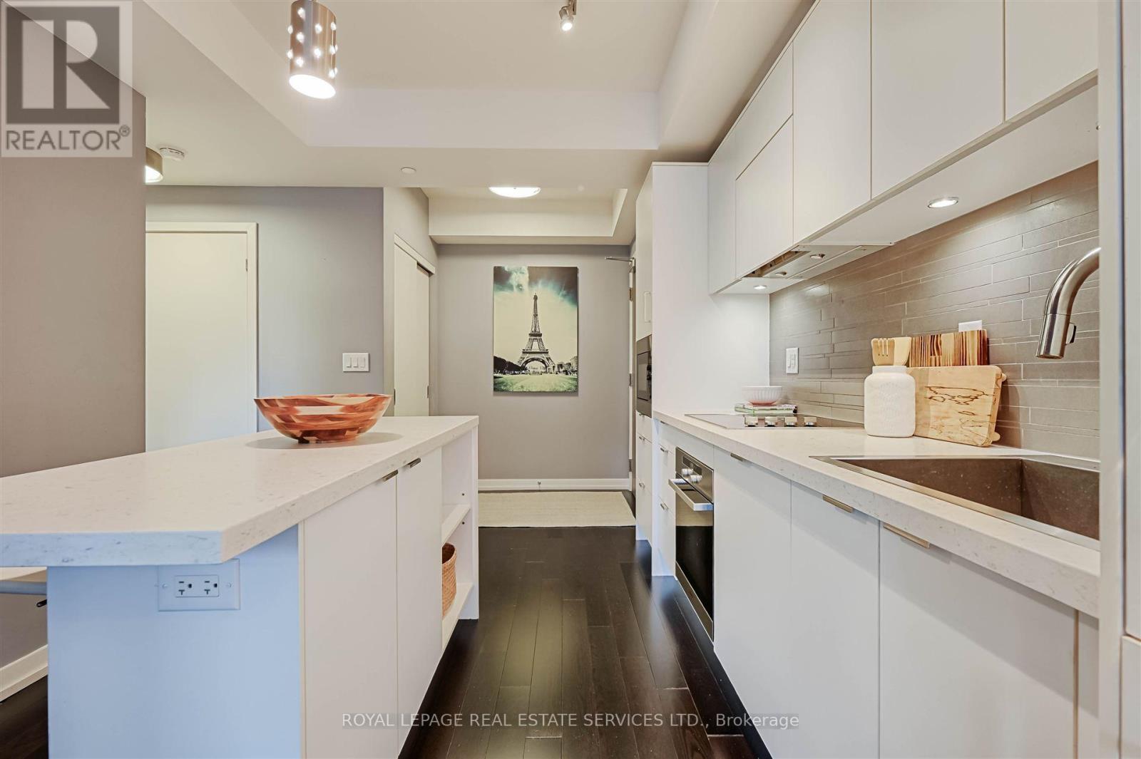 2307 - 21 Widmer Street, Toronto, Ontario  M5V 2E8 - Photo 7 - C13137484