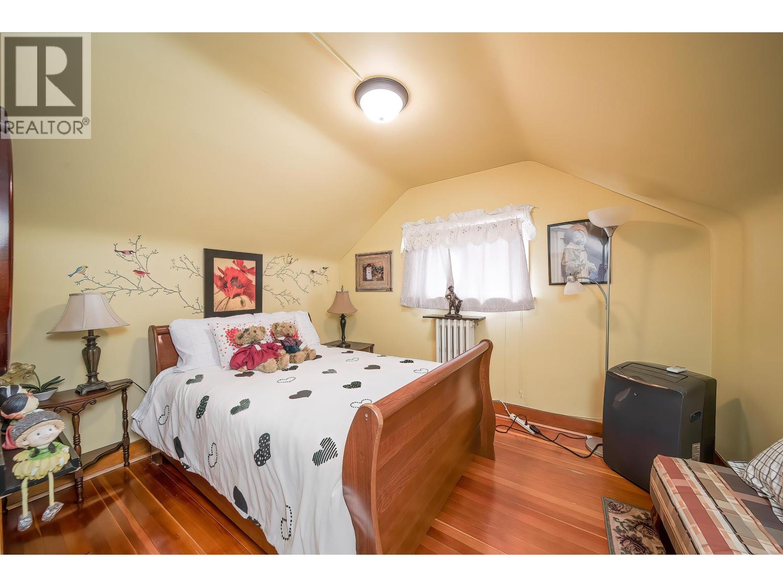 1320 Tenth Avenue, New Westminster, British Columbia  V3M 3H9 - Photo 15 - R3110813