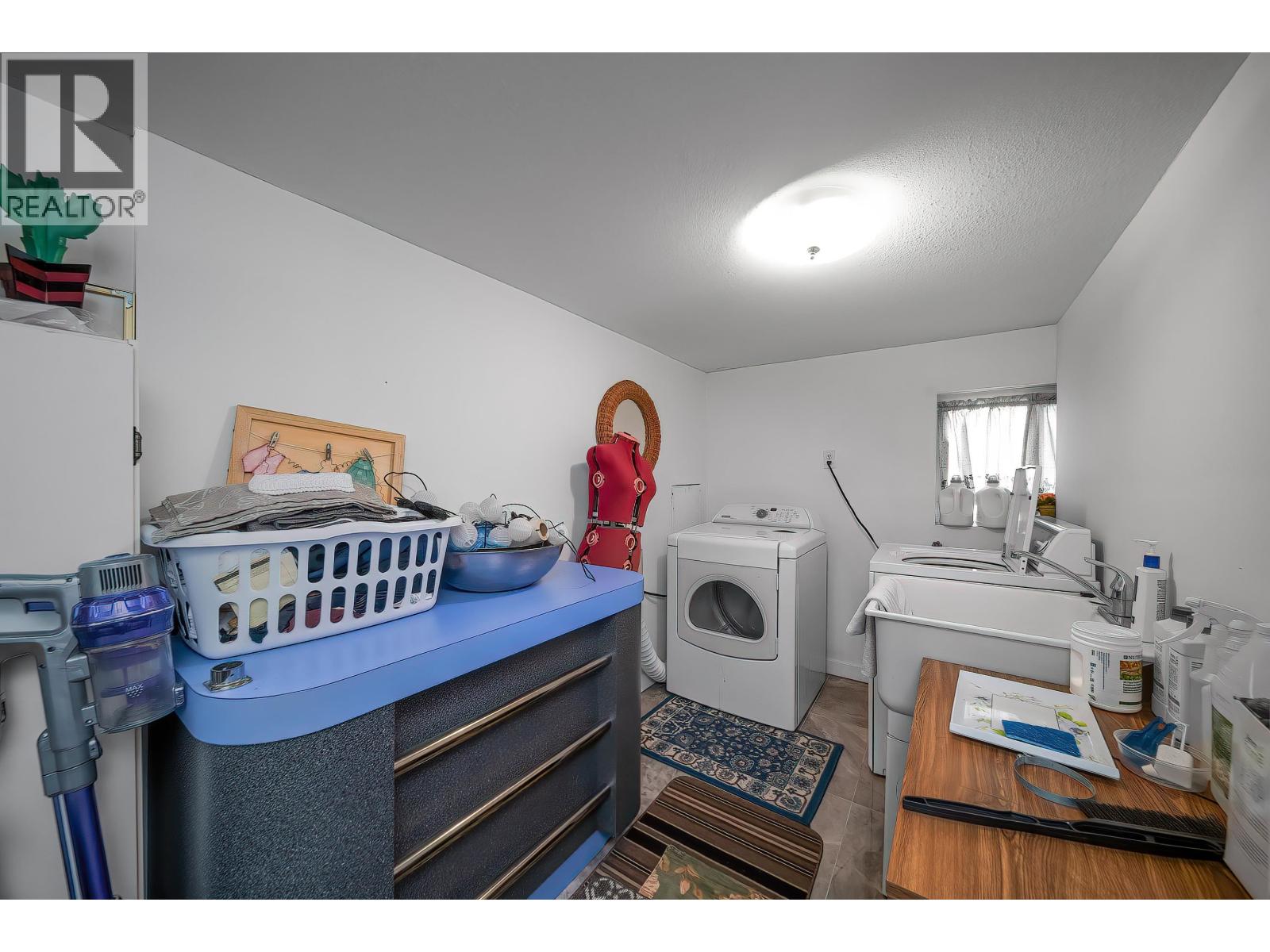1320 Tenth Avenue, New Westminster, British Columbia  V3M 3H9 - Photo 24 - R3110813