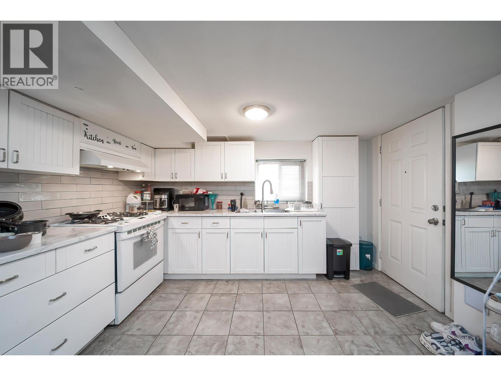 1320 Tenth Avenue, New Westminster, British Columbia  V3M 3H9 - Photo 20 - R3110813