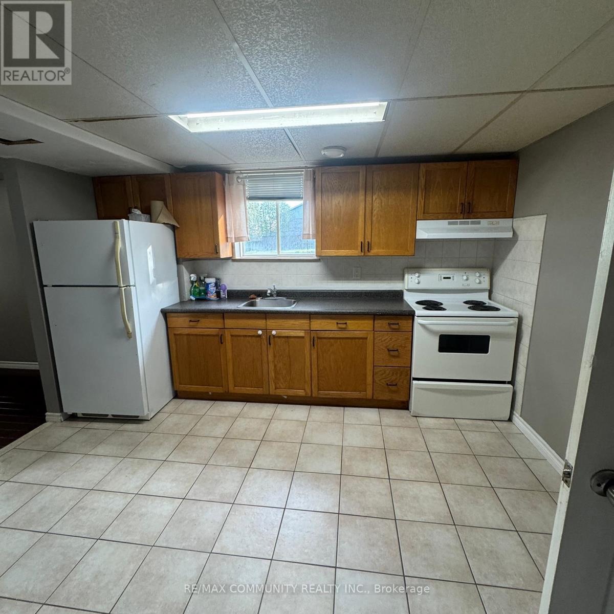 108 Ontario Street, Clarington, Ontario  L1C 2T4 - Photo 2 - E13093524
