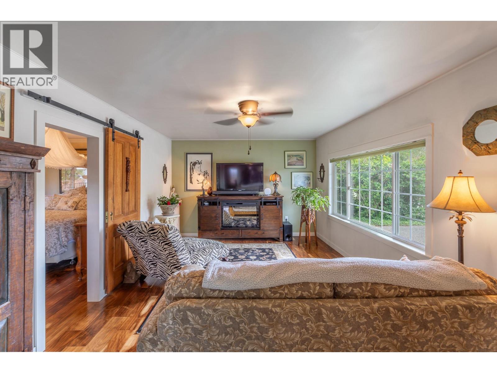 14001 Mcpherson Avenue, Summerland, British Columbia  V0H 1Z0 - Photo 10 - 10387820