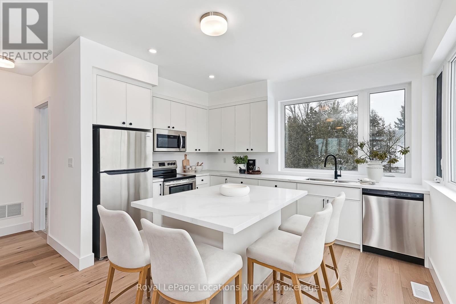 6 - 25 Lansdowne Street S, Blue Mountains, Ontario  N0H 2P0 - Photo 4 - X13137526
