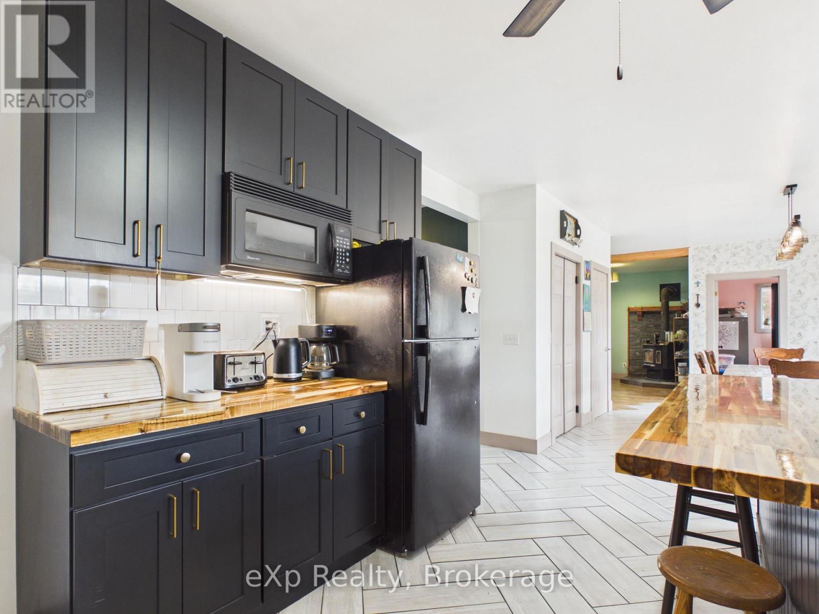 569 Louisa Street, West Grey, Ontario  N0G 1C0 - Photo 14 - X13137550