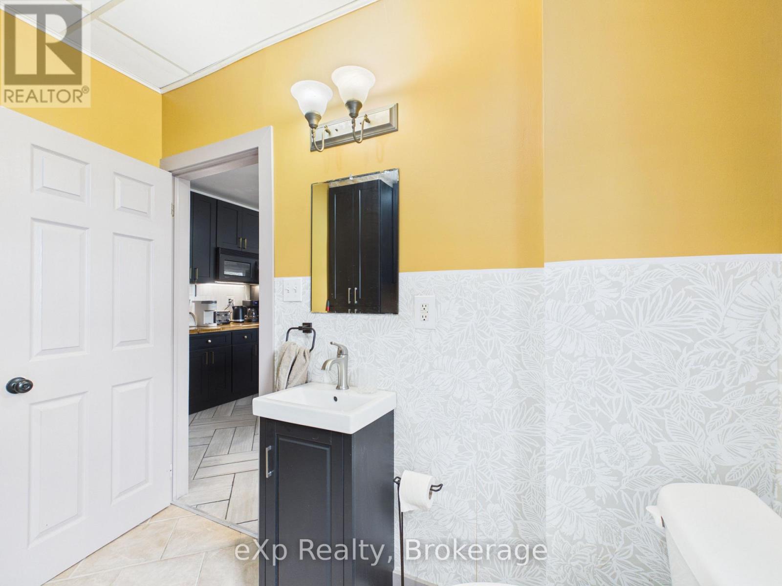 569 Louisa Street, West Grey, Ontario  N0G 1C0 - Photo 16 - X13137550