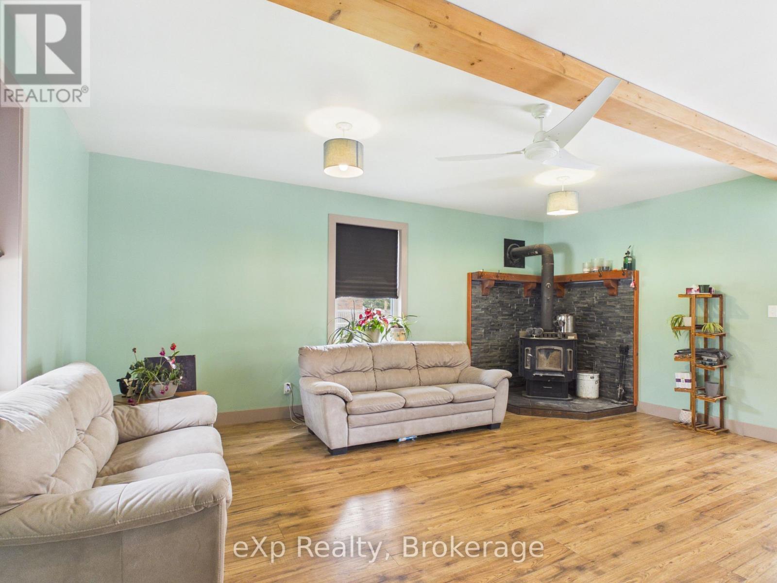 569 Louisa Street, West Grey, Ontario  N0G 1C0 - Photo 4 - X13137550