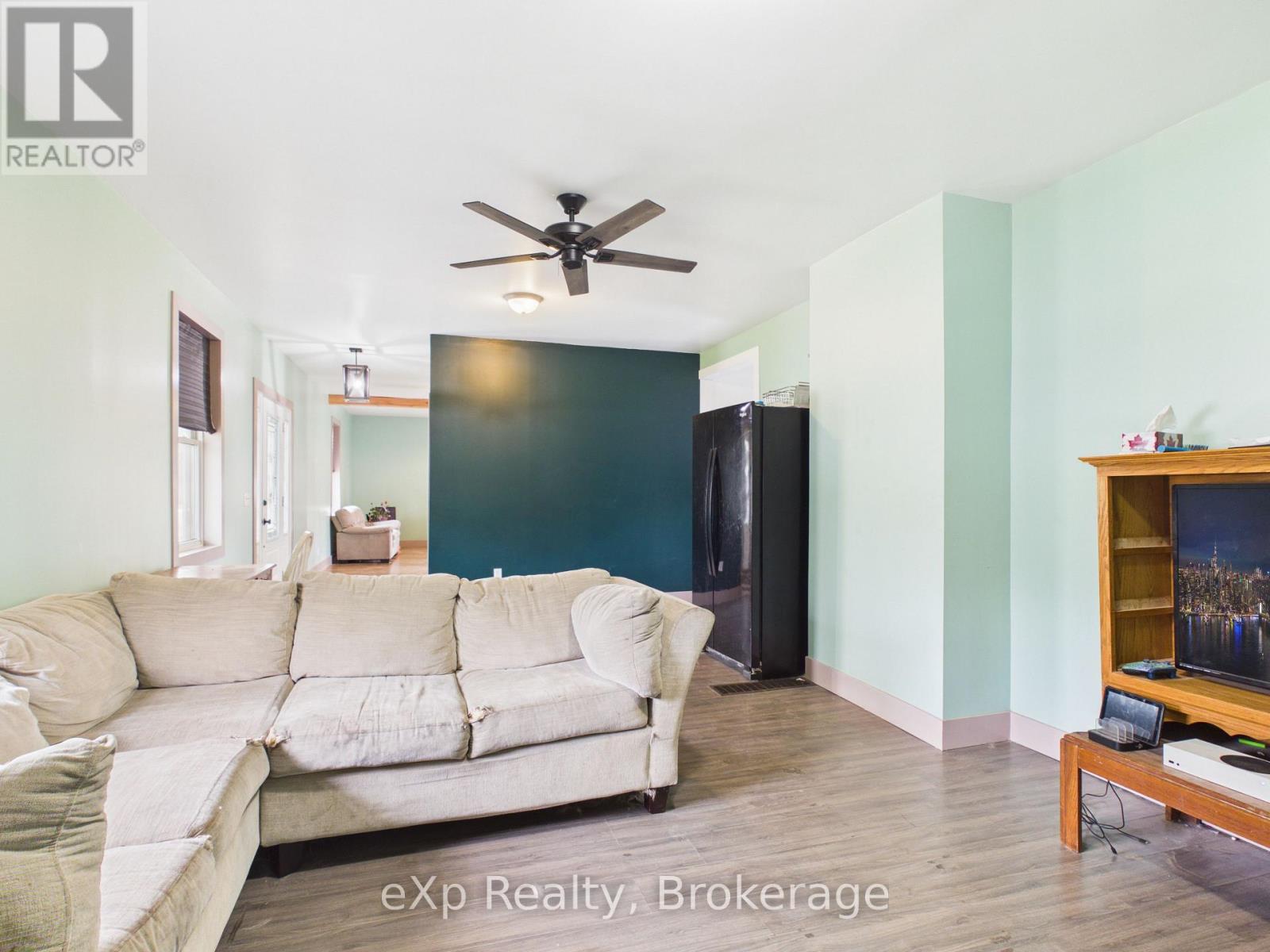 569 Louisa Street, West Grey, Ontario  N0G 1C0 - Photo 7 - X13137550