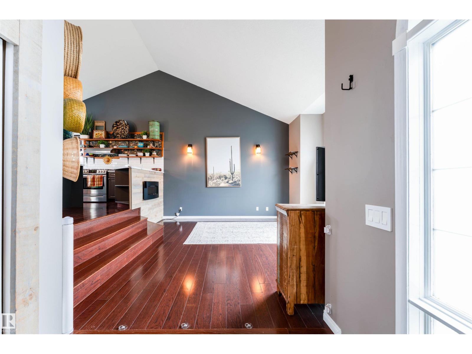 9005 107 Av, Morinville, Alberta  T8R 1C6 - Photo 2 - E4488191