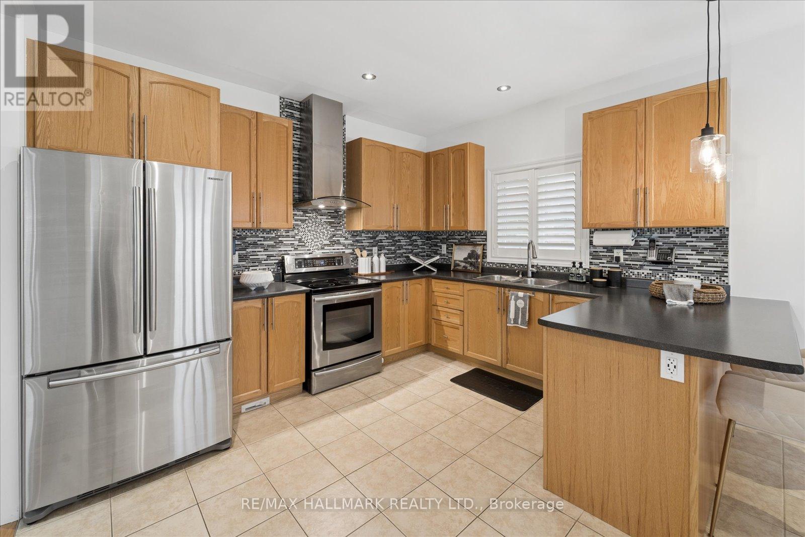 88 Byers Pond Way, Whitchurch-Stouffville, Ontario  L4A 0M6 - Photo 13 - N13137488