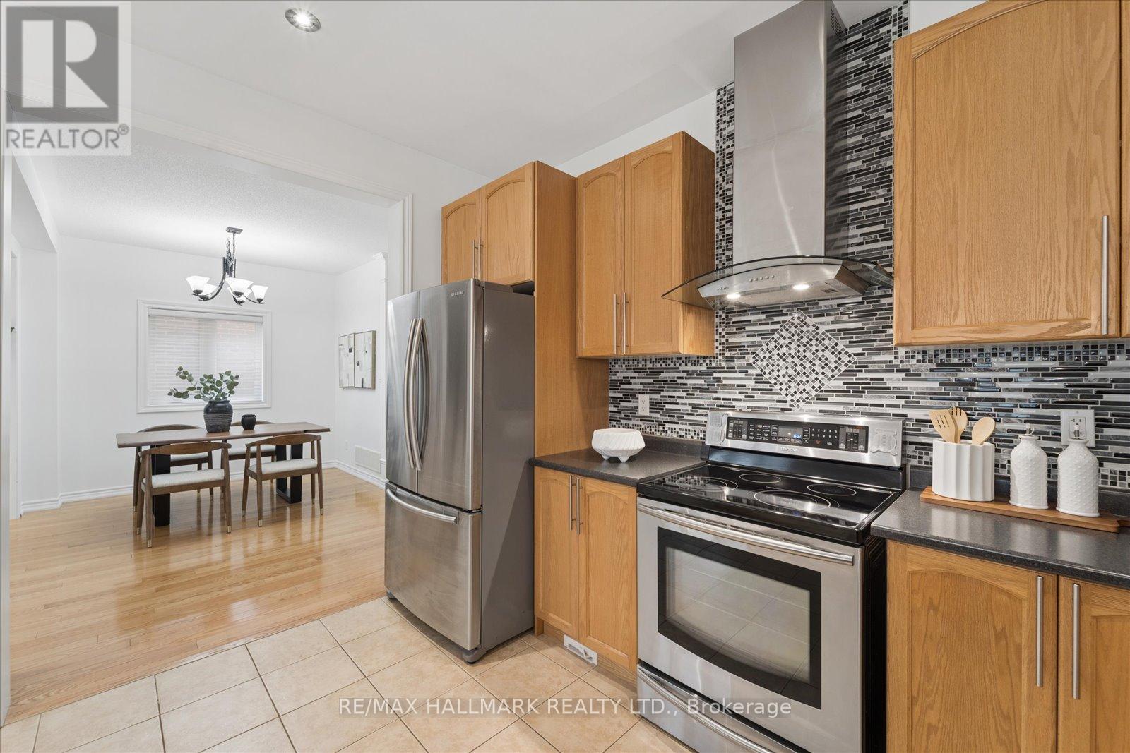 88 Byers Pond Way, Whitchurch-Stouffville, Ontario  L4A 0M6 - Photo 14 - N13137488