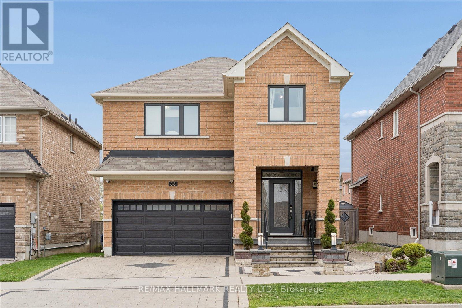 88 Byers Pond Way, Whitchurch-Stouffville, Ontario  L4A 0M6 - Photo 2 - N13137488