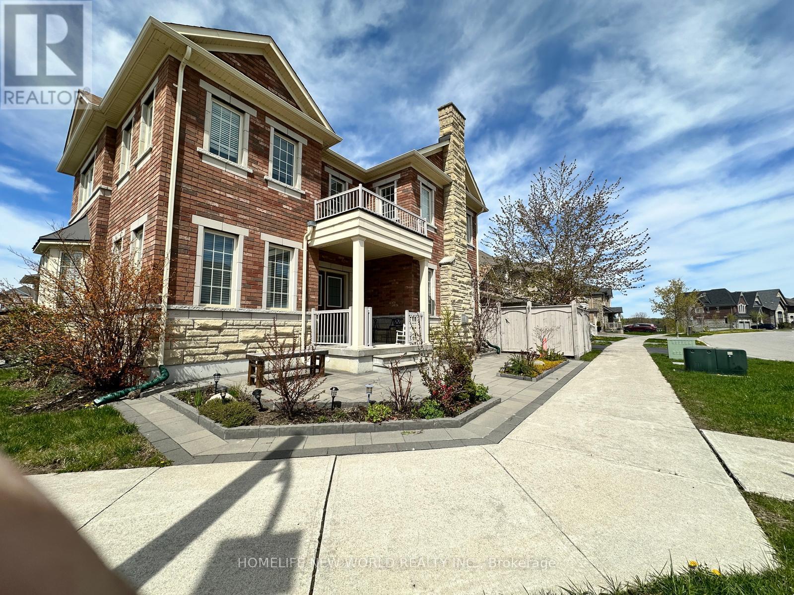 298 West Lawn Crescent, Whitchurch-Stouffville, Ontario  L4A 1X3 - Photo 4 - N13137500