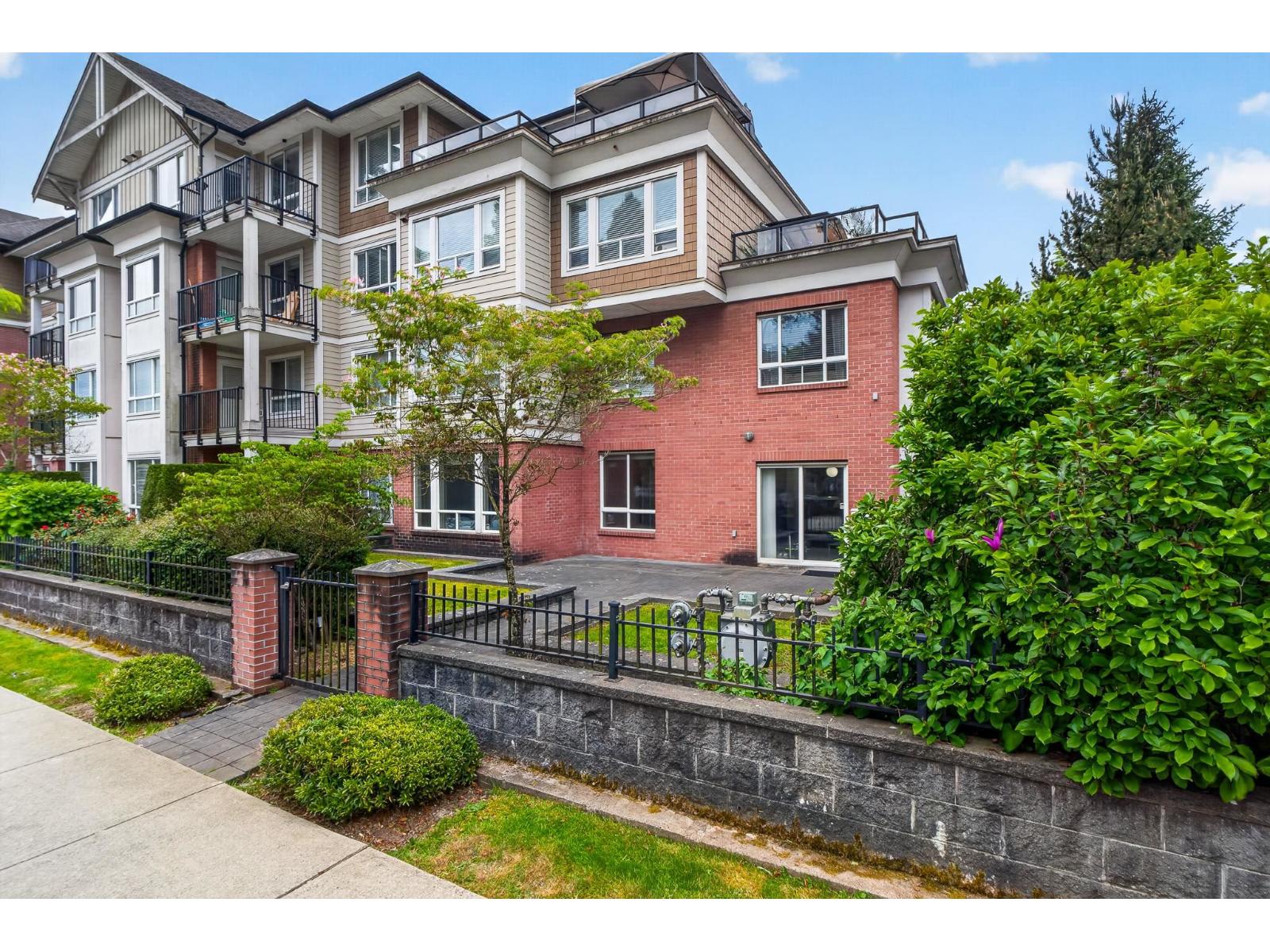 104 14960 102A AVENUE, Surrey, British Columbia