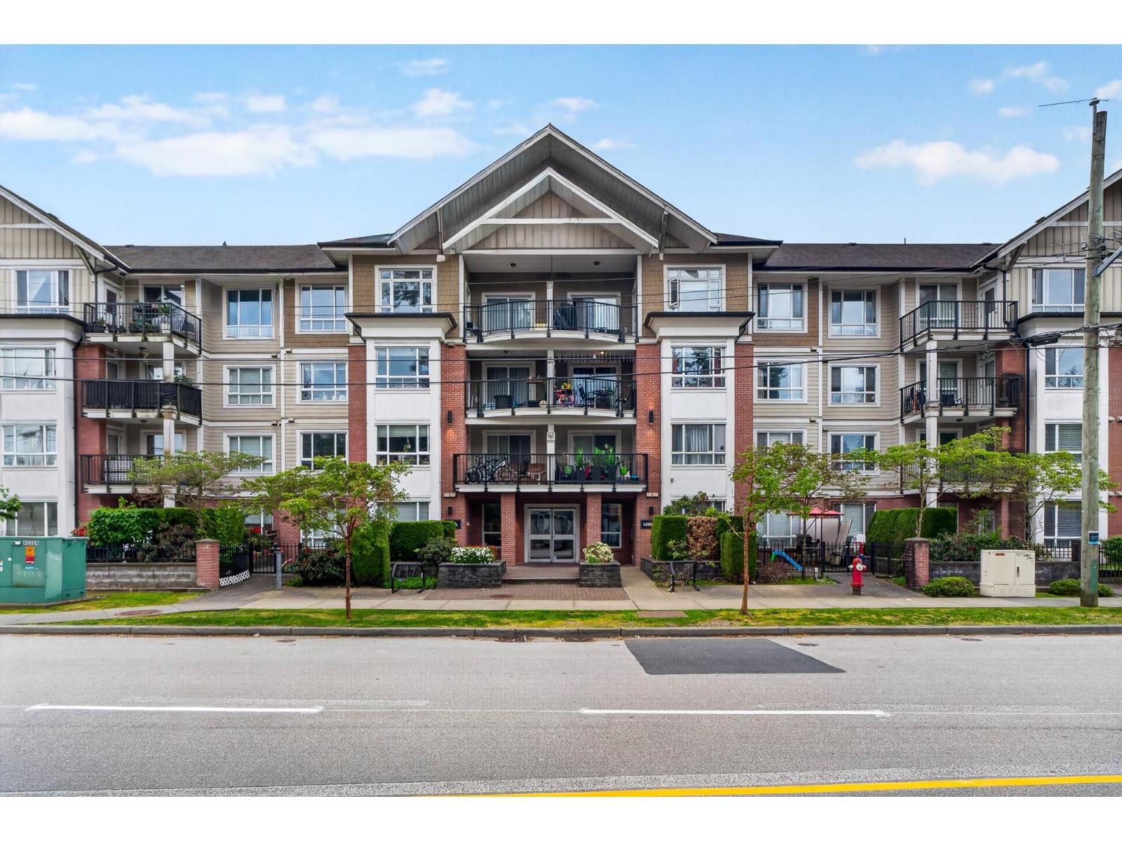 104 14960 102a Avenue, Surrey, British Columbia  V3R 6A3 - Photo 2 - R3124489