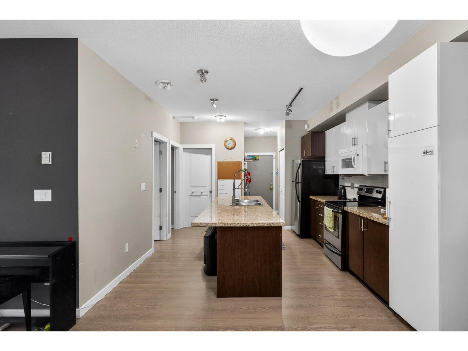 104 14960 102a Avenue, Surrey, British Columbia  V3R 6A3 - Photo 29 - R3124489