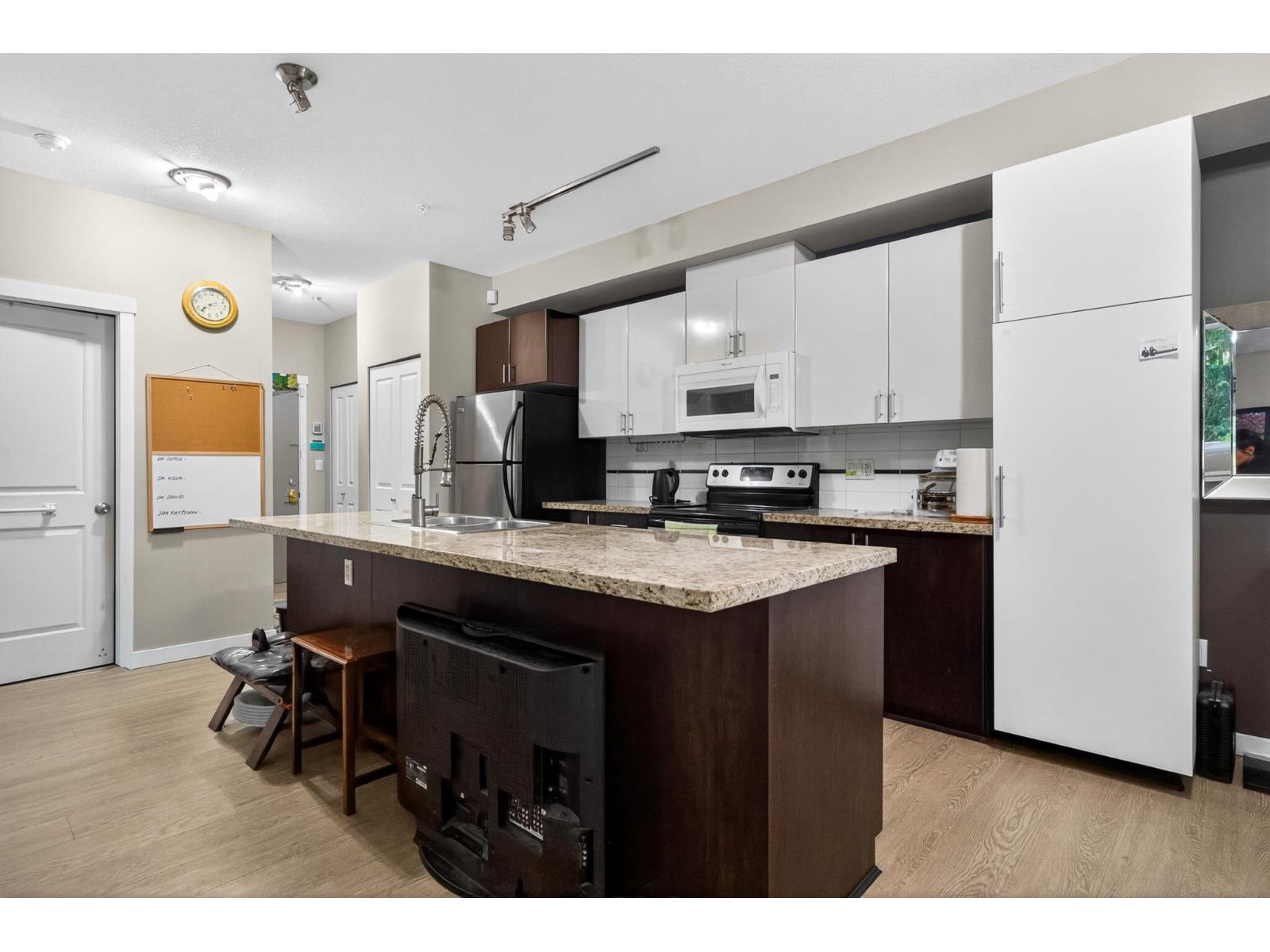 104 14960 102a Avenue, Surrey, British Columbia  V3R 6A3 - Photo 31 - R3124489