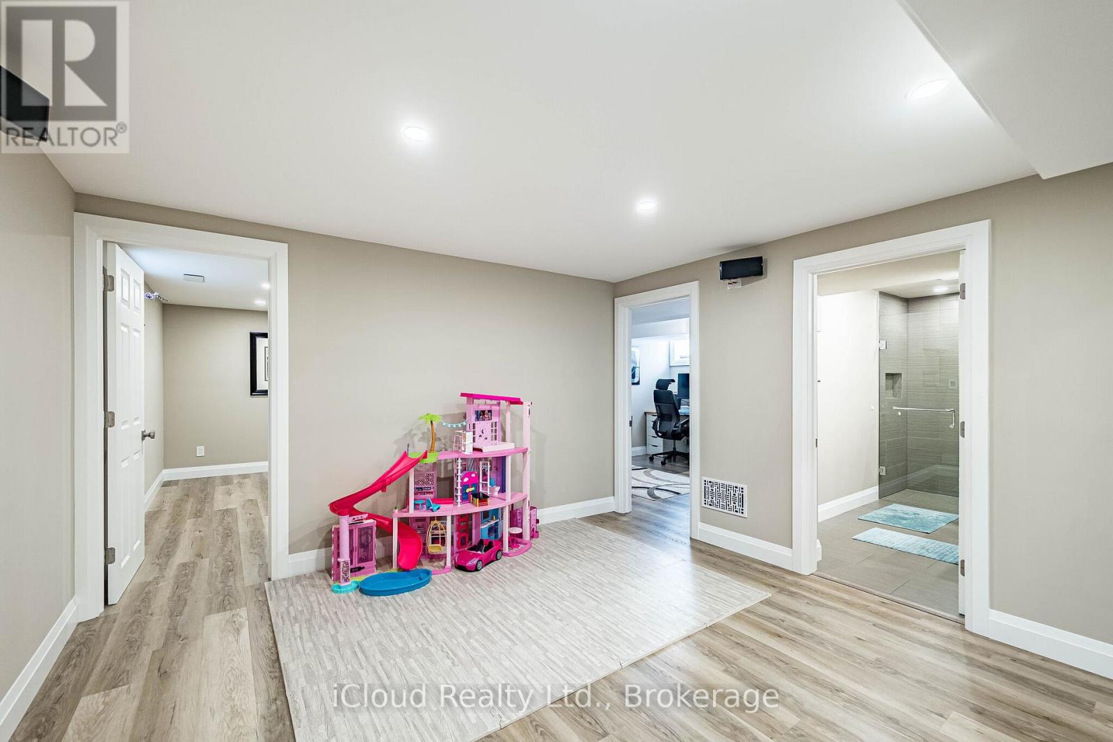 1195 Stanley Drive, Burlington, Ontario  L7P 2K9 - Photo 32 - W13137472